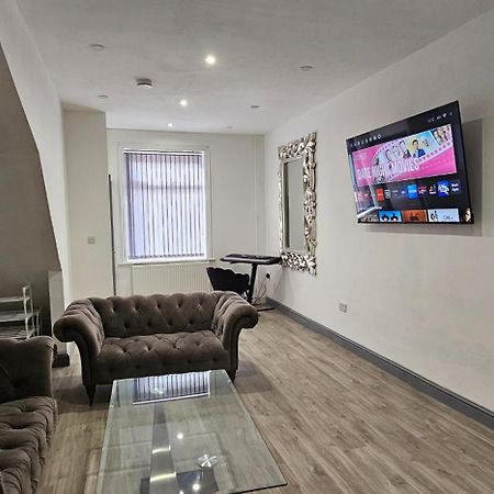 Luxury Four Bedroom House Bradford  Ngoại thất bức ảnh