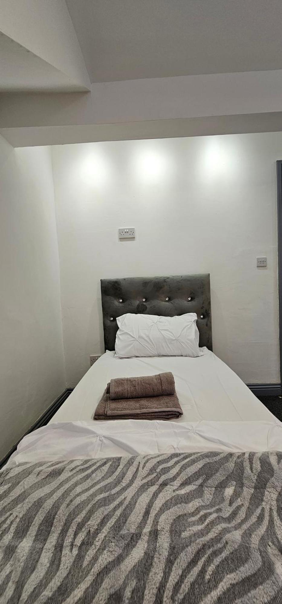 Luxury Four Bedroom House Bradford  Ngoại thất bức ảnh